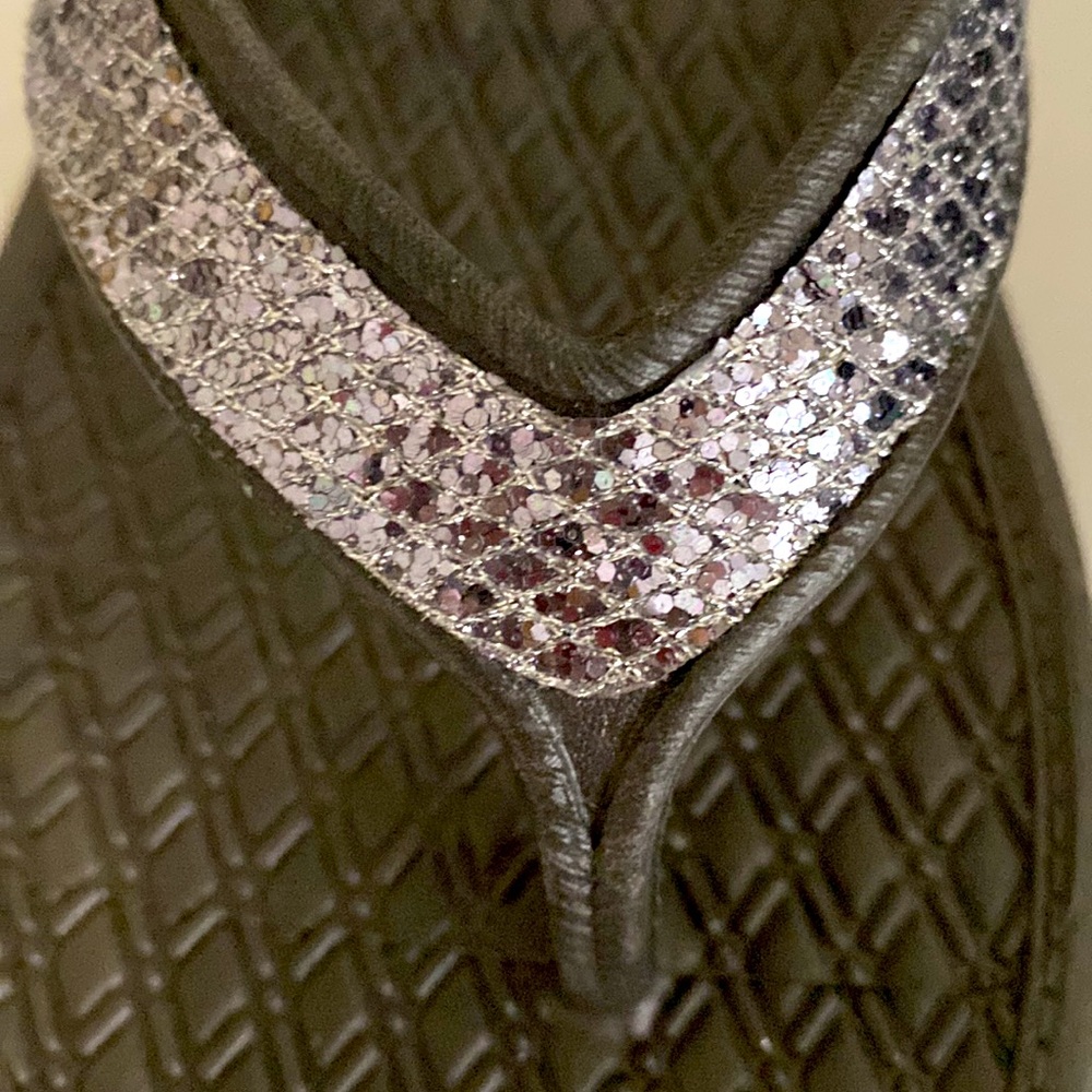 Capelli thong sandals. NWOtags - Picture 3 of 11